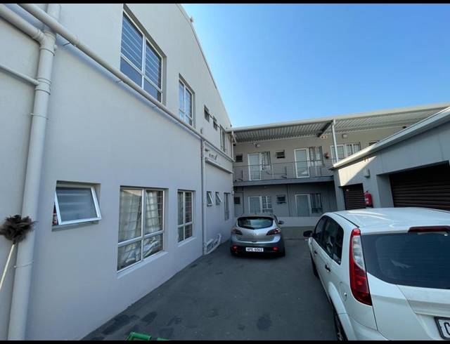 26 BEDROOM COMPLEX FOR SALE IN GLENWOOD